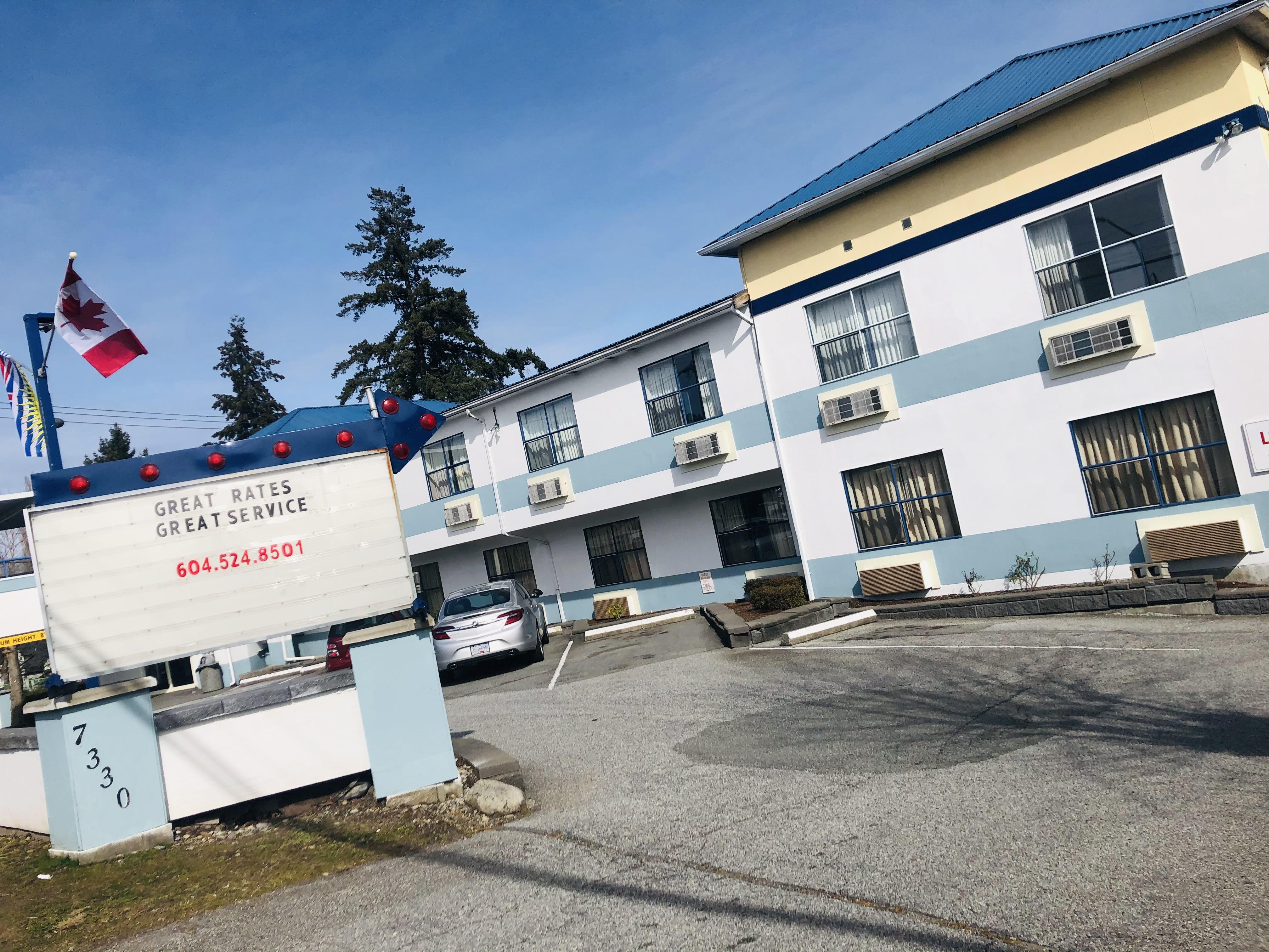 Happy Day Inn Burnaby Exterior photo