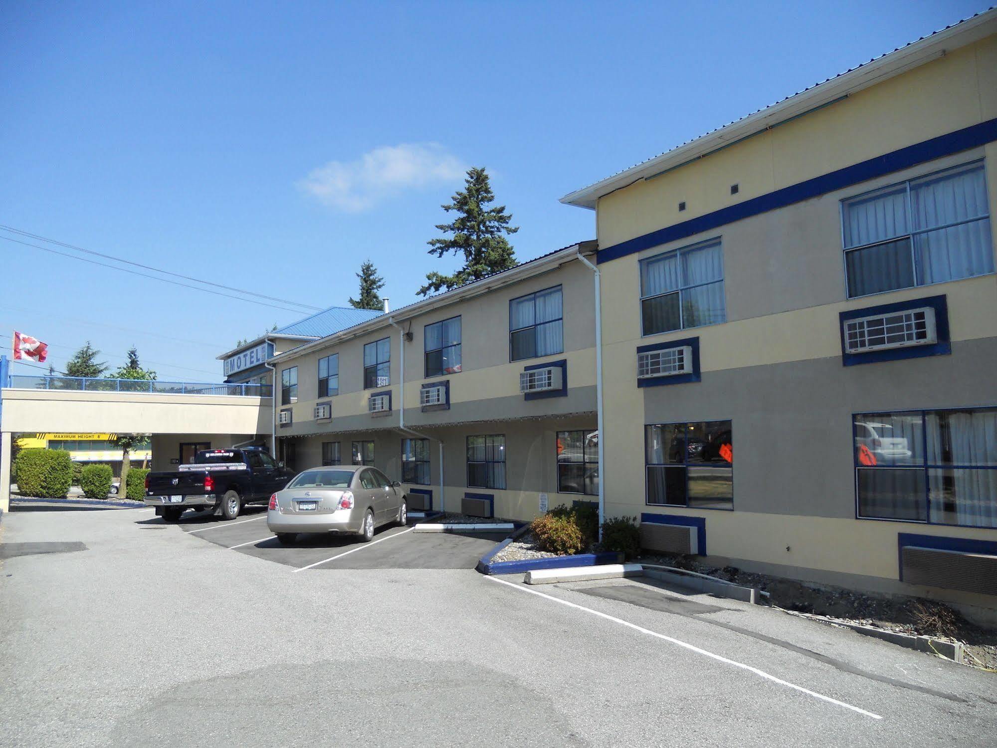 Happy Day Inn Burnaby Exterior photo